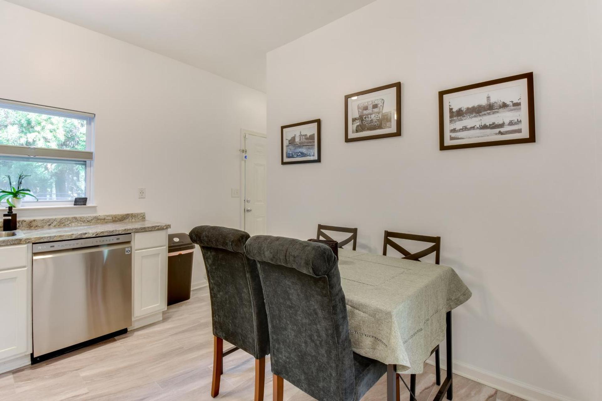 Wooded Cottage - 3 Mi to Clemson University