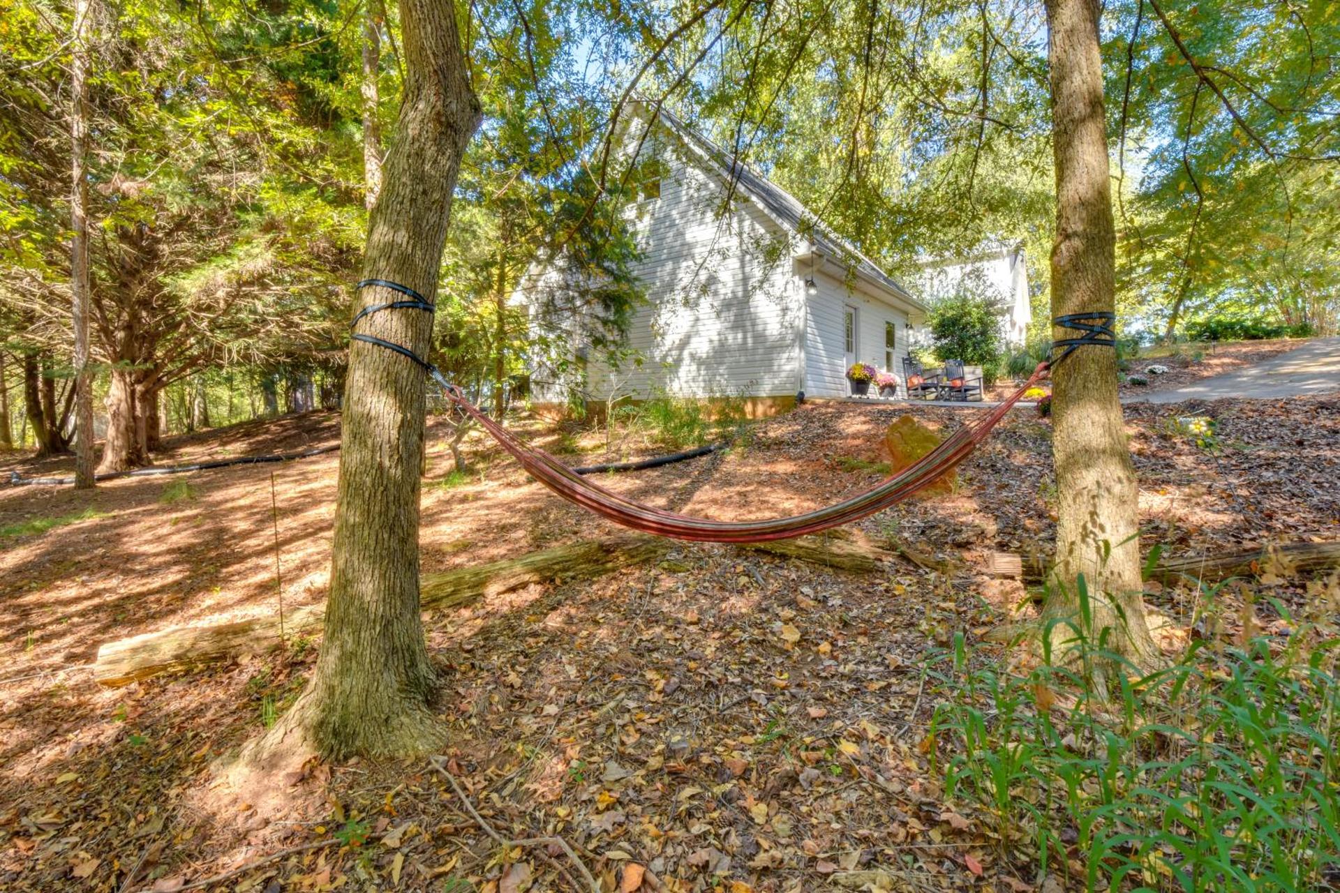 Wooded Cottage - 3 Mi to Clemson University