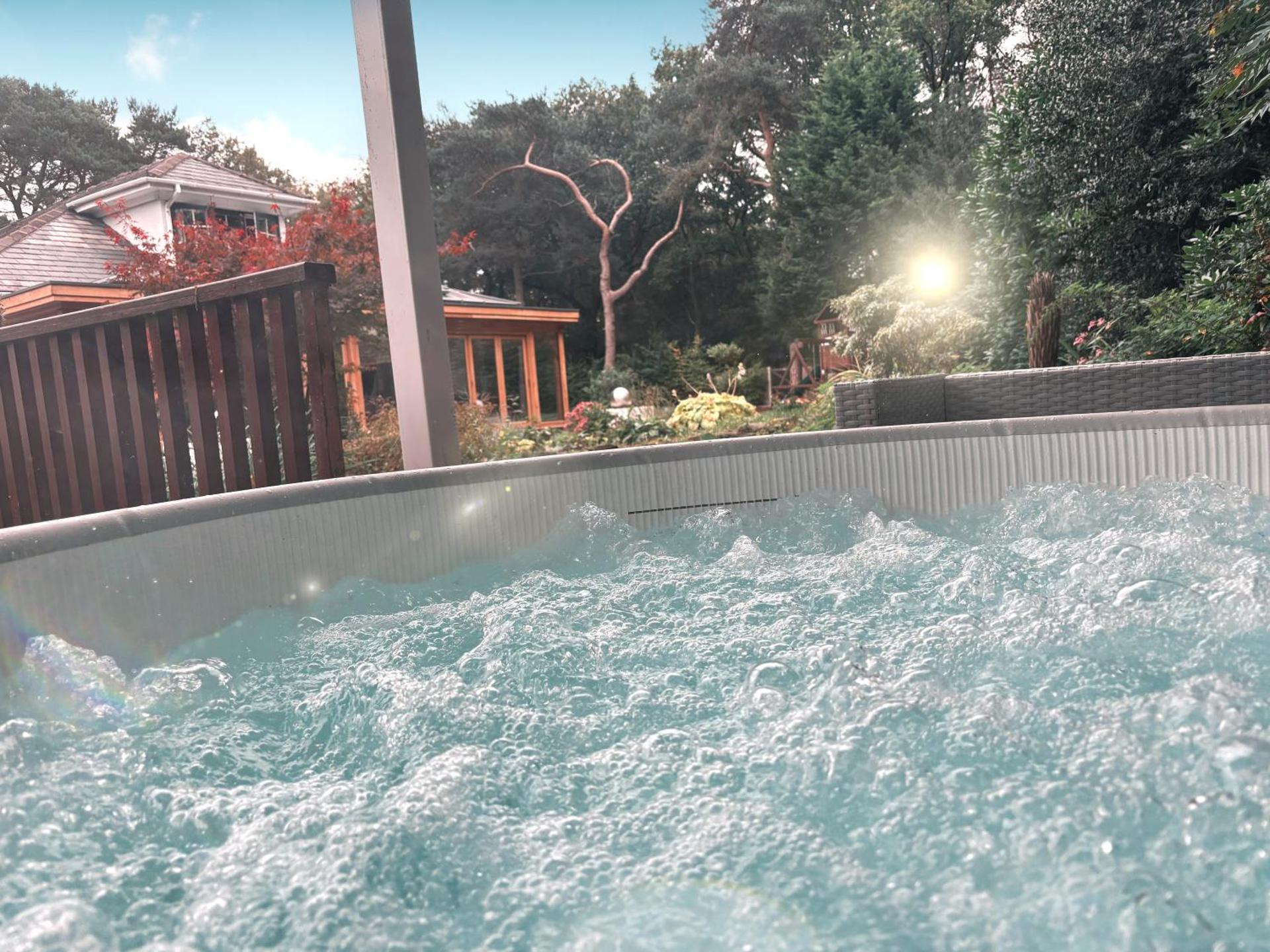 Jaw Dropping House with Hot Tub & Heated Private Indoor Pool