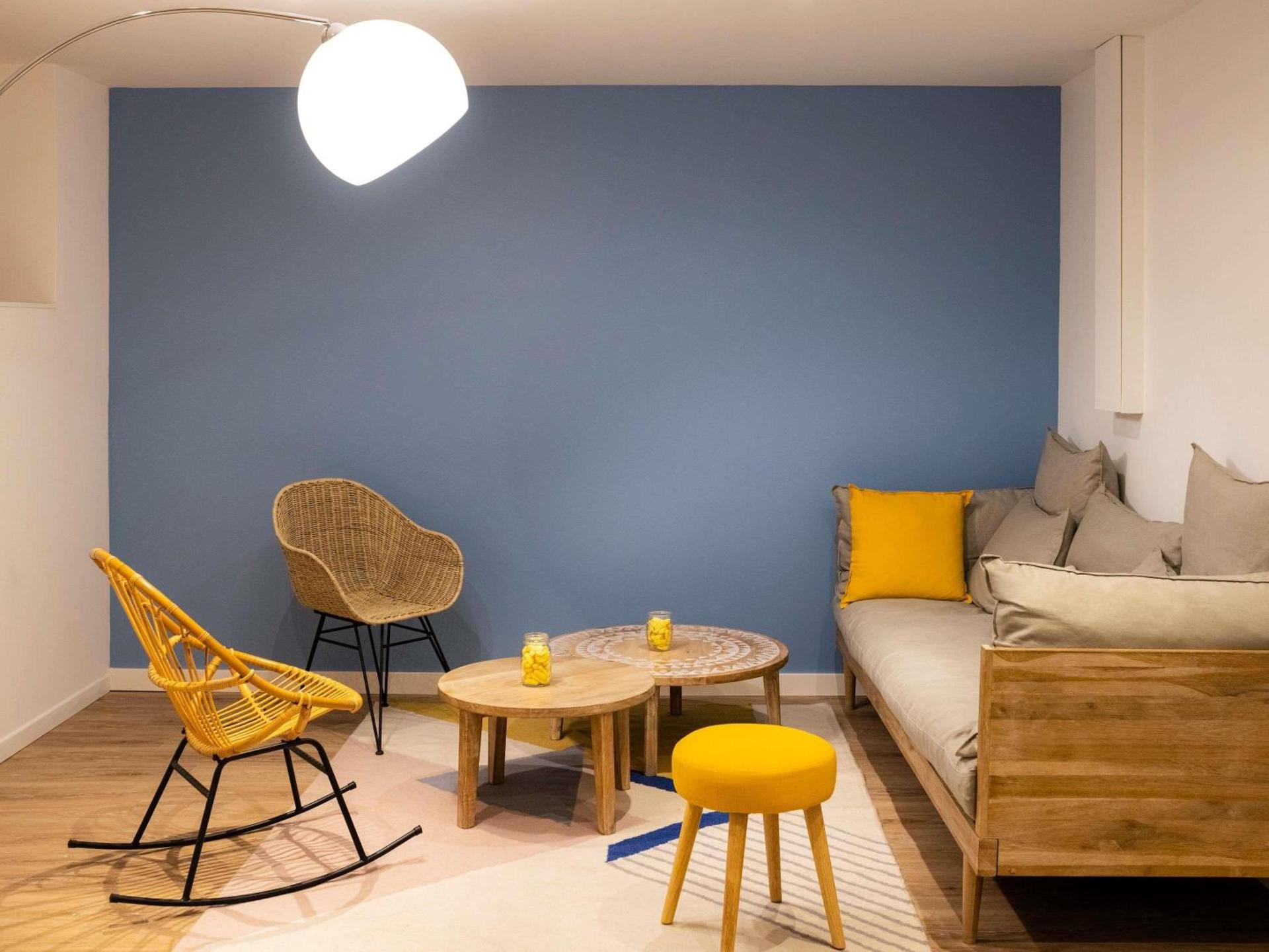 Meeting/conference room