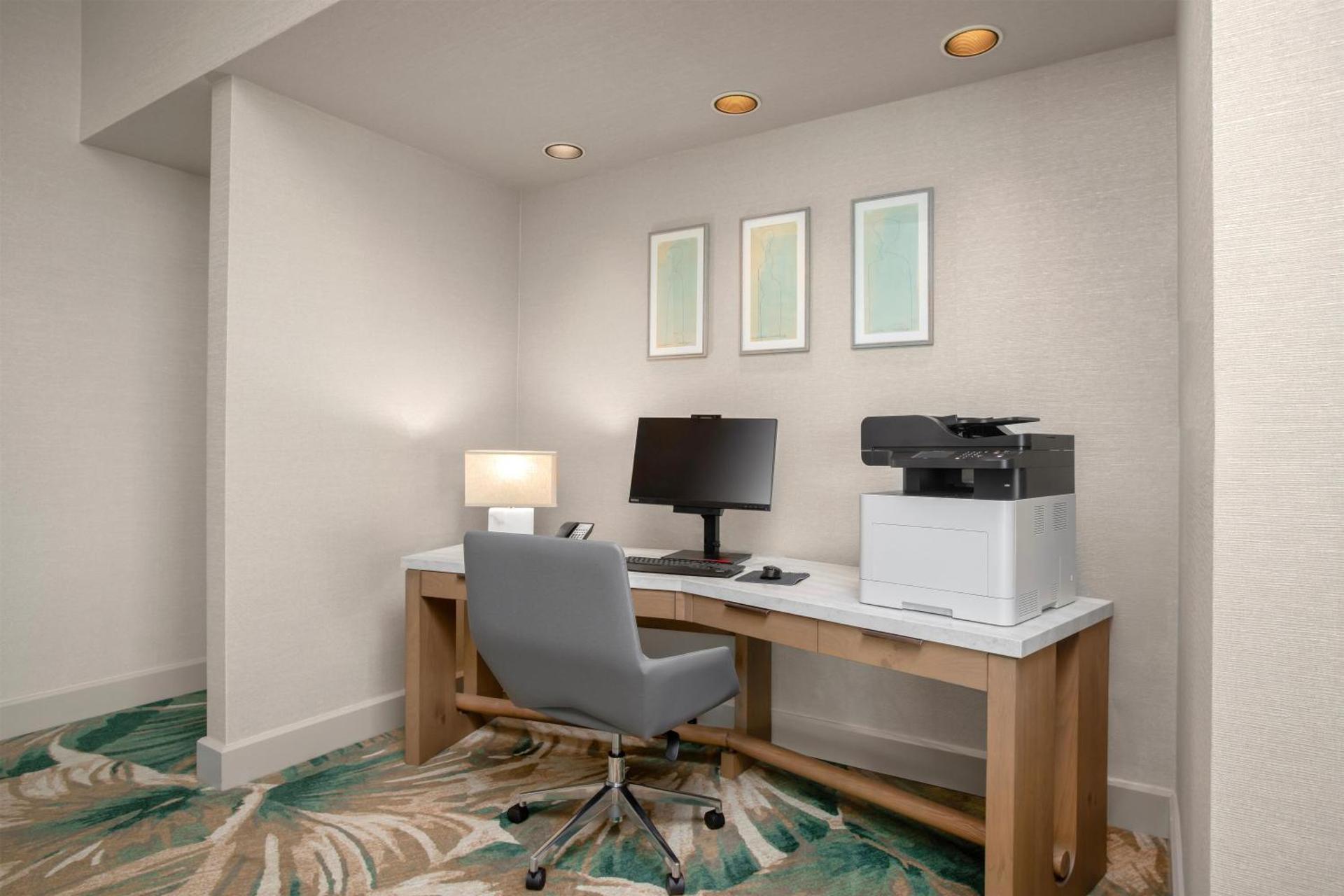 Photo of the whole room