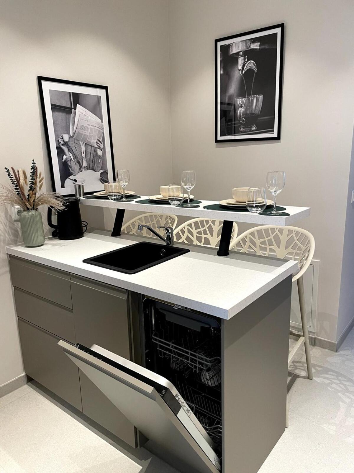 Residence K - Contemporary Altbau Studio Vienna