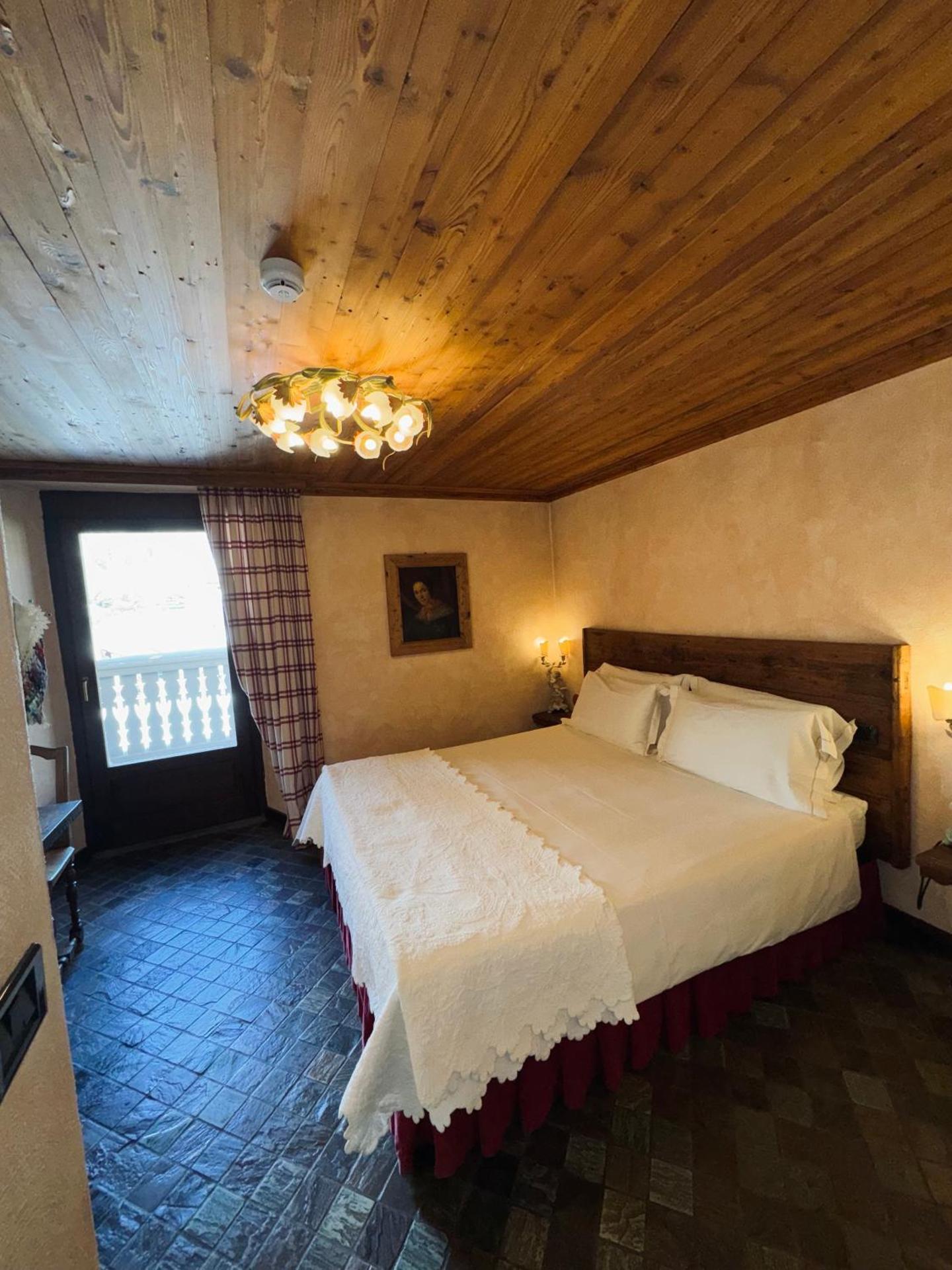 Small Double or Twin Room