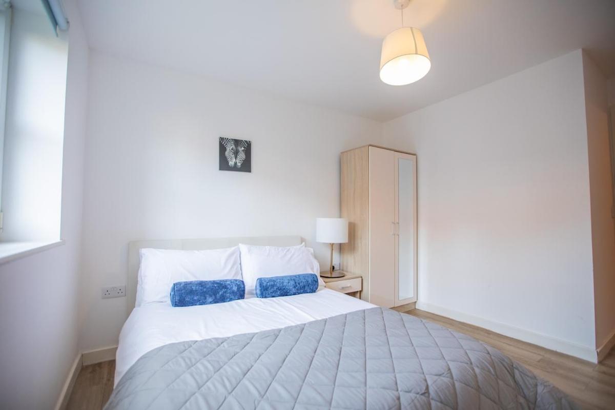 Modern 2-Bed Apartment in Central Portsmouth