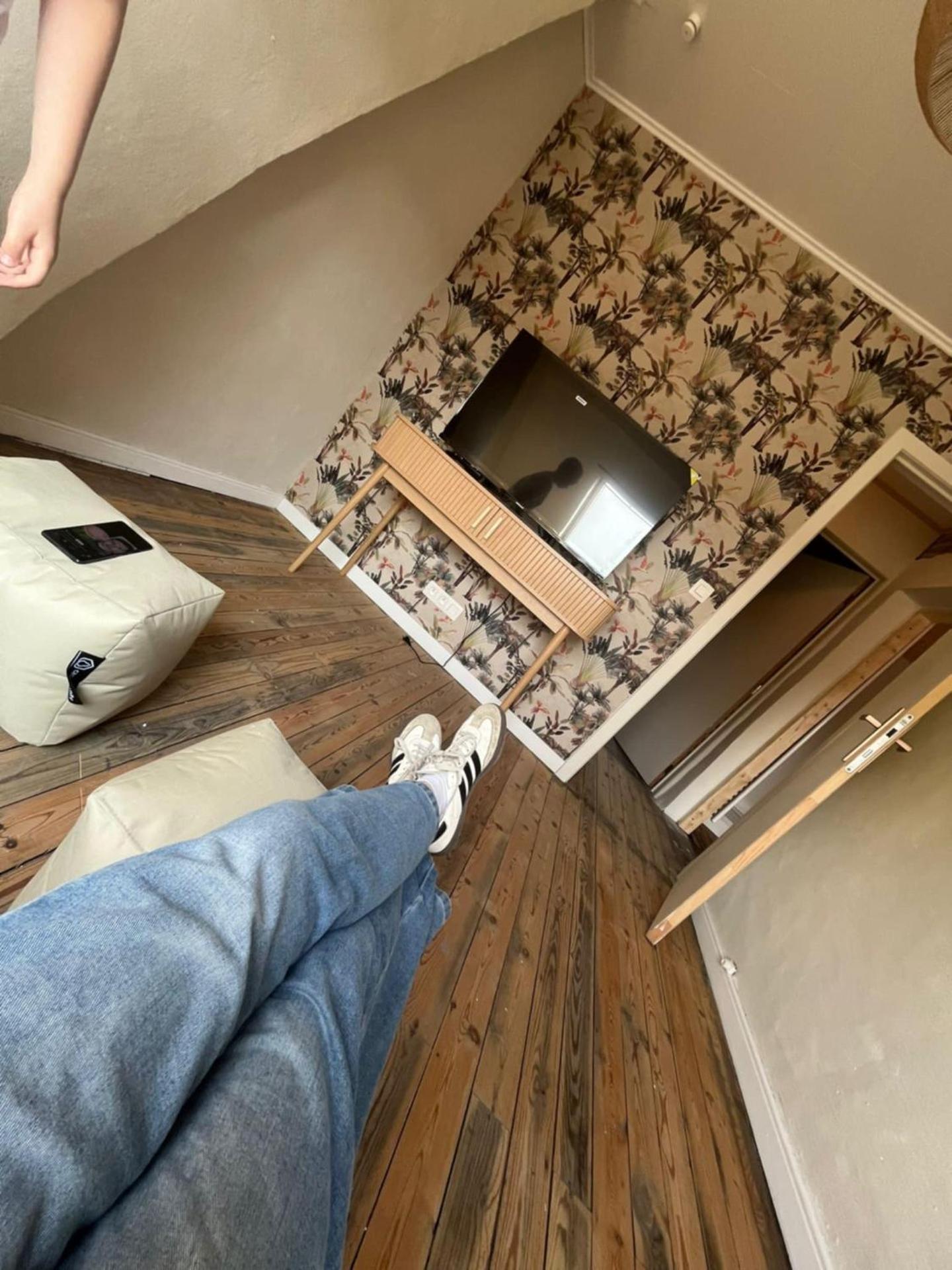 Communal lounge/ TV room