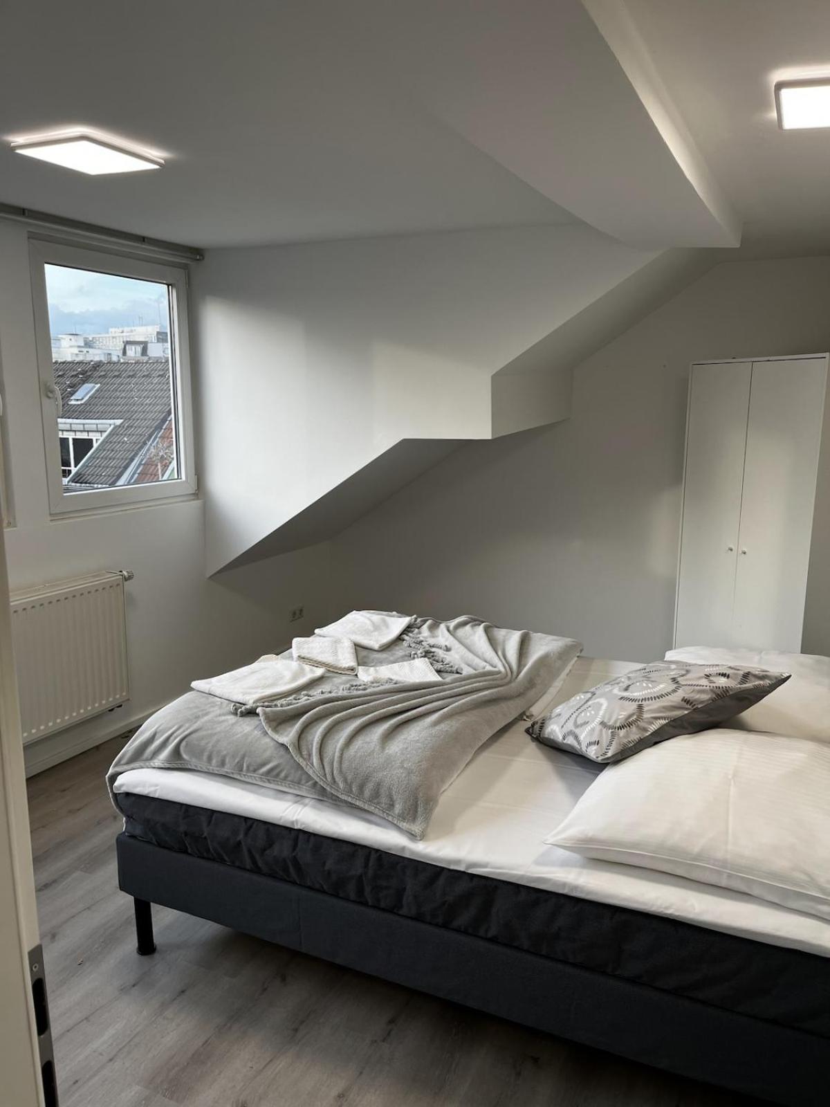 City apartment on the Rhine, Cologne