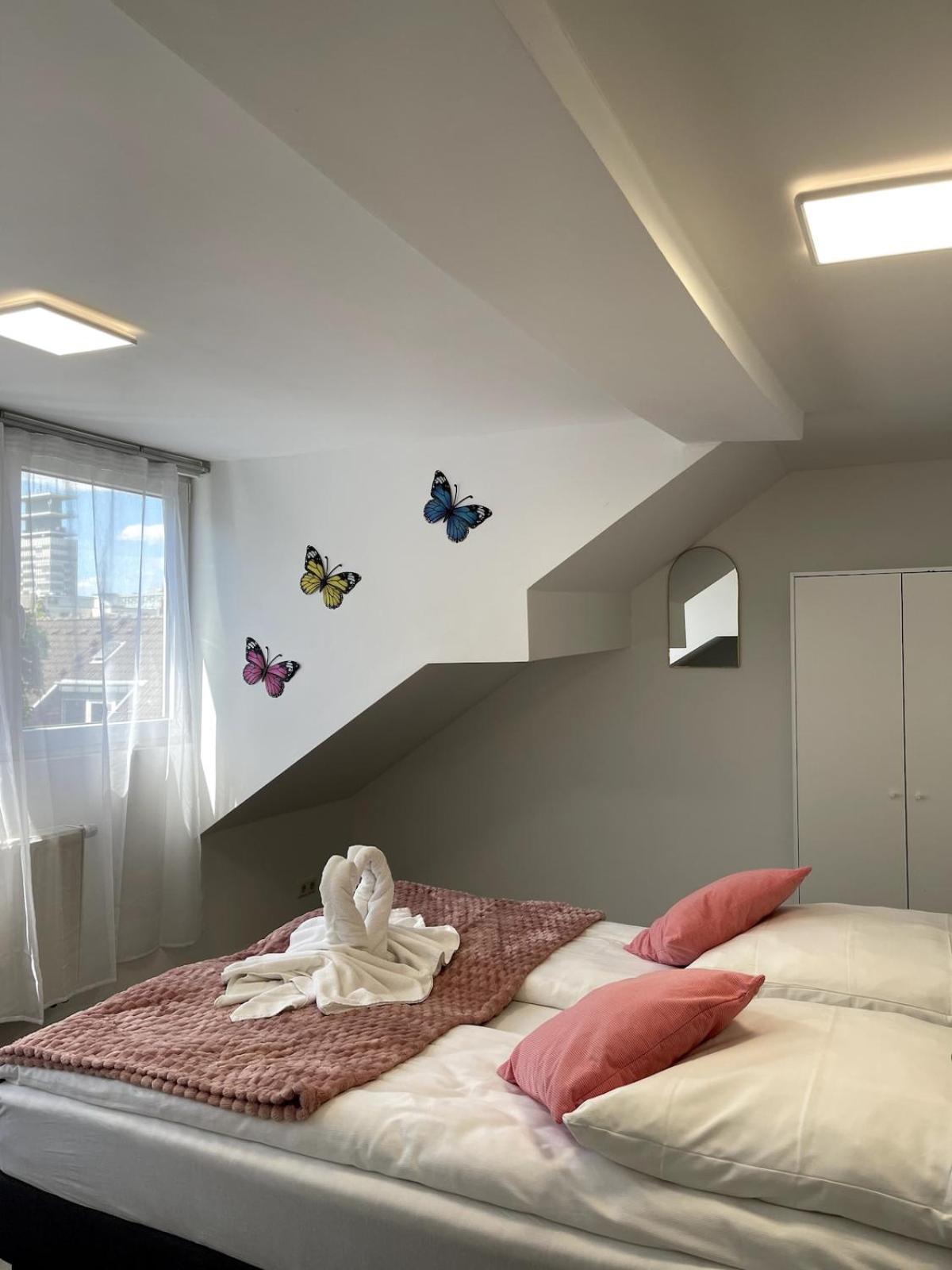 City apartment on the Rhine, Cologne