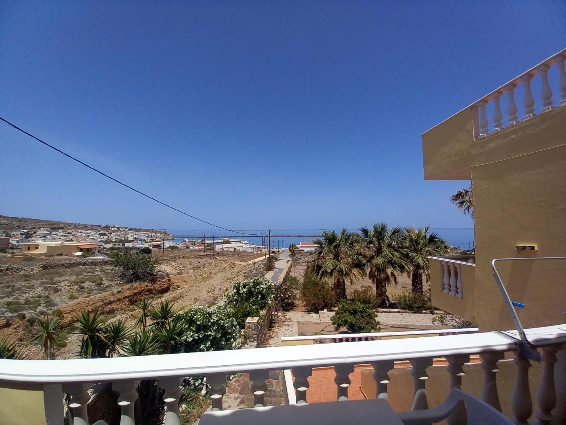 AVRA Apartments & Studios