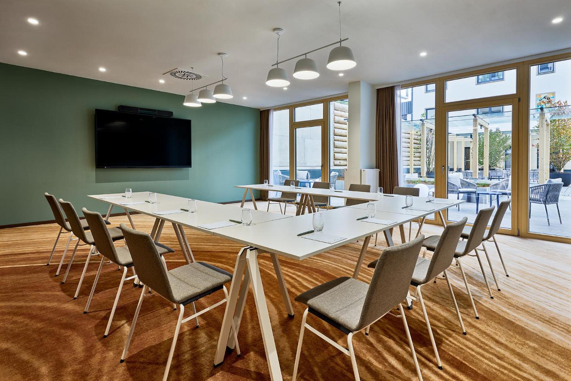 Meeting/conference room