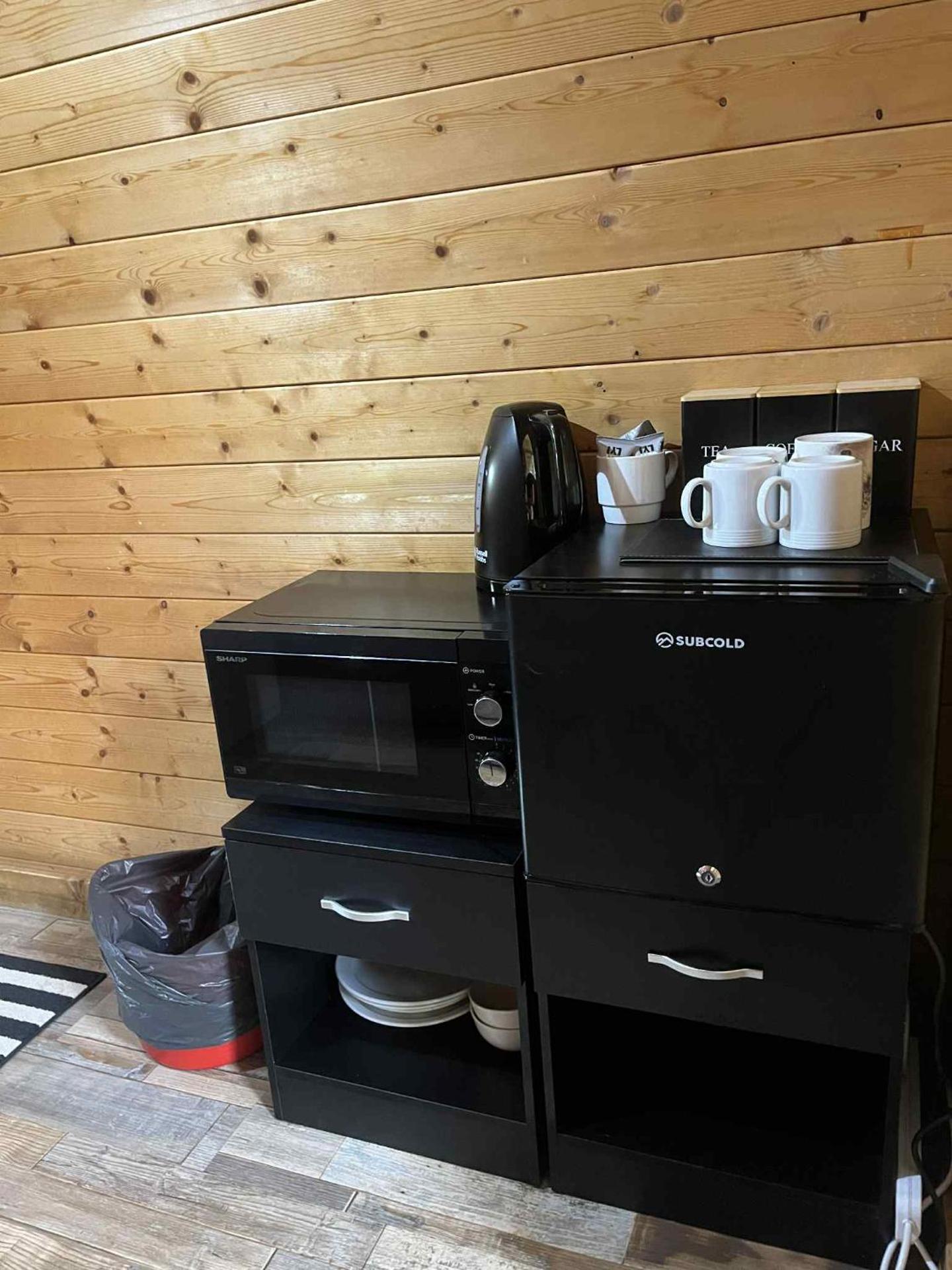 Pine Marten Bar Glenmore Pods