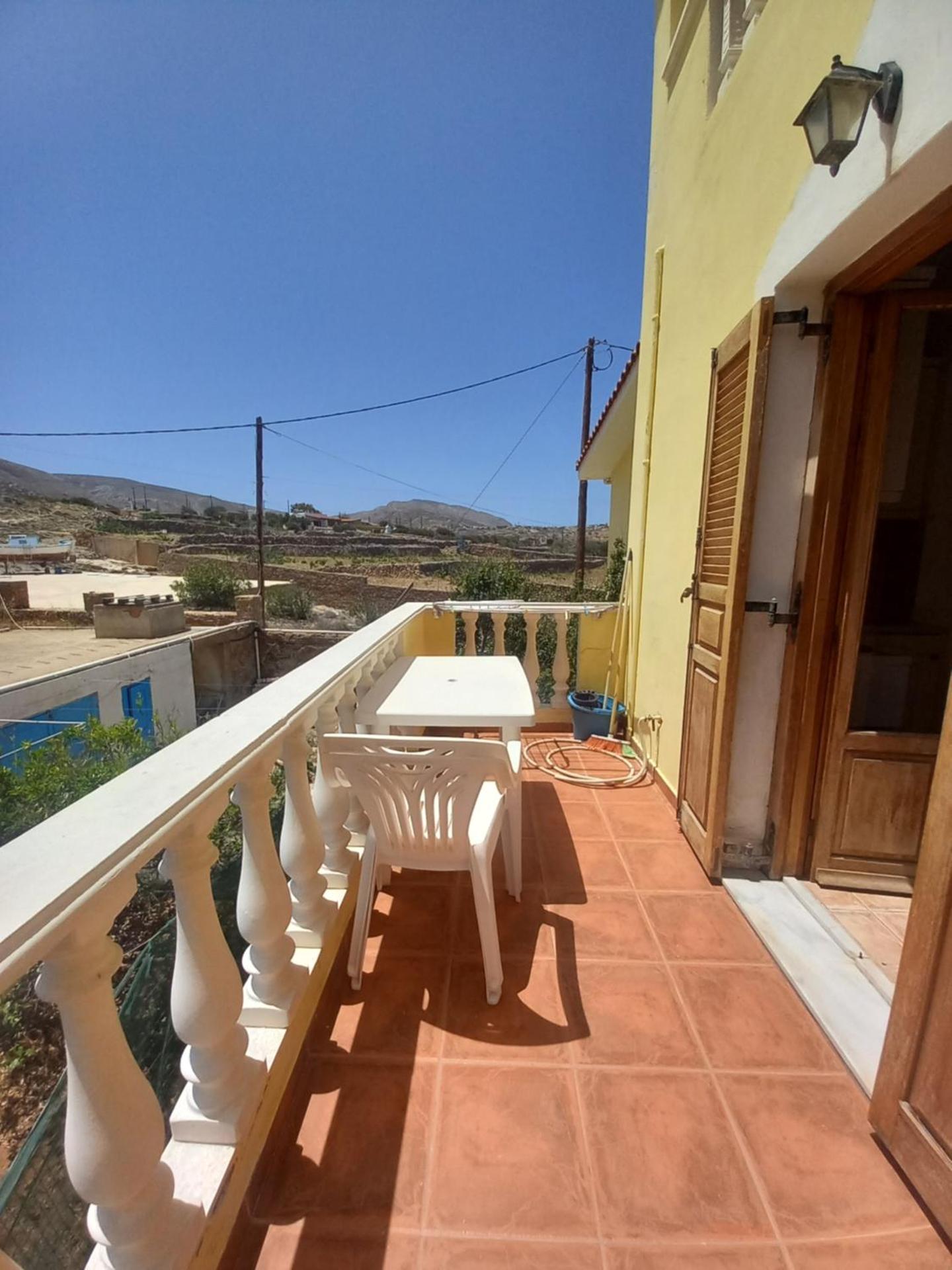 AVRA Apartments & Studios