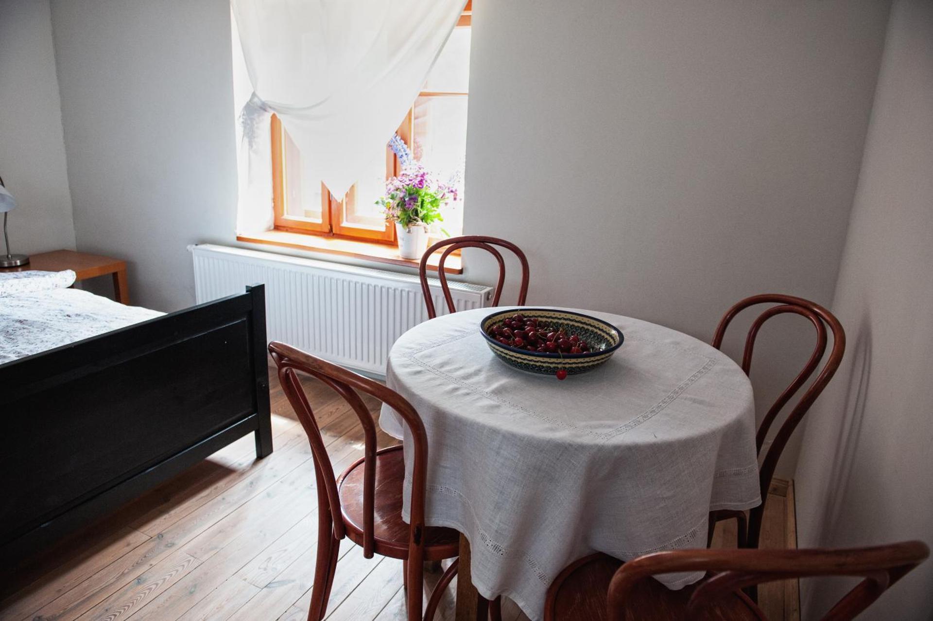 Deluxe Double Room (2 Adults + 1 Child)