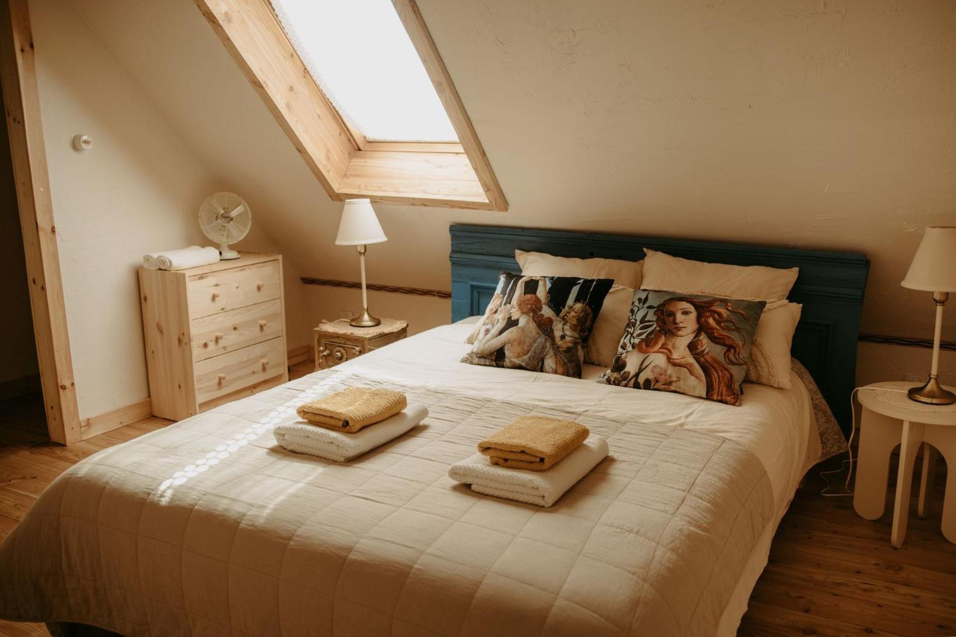 Szumidomki strefa z jacuzzi sauna widok na potok las