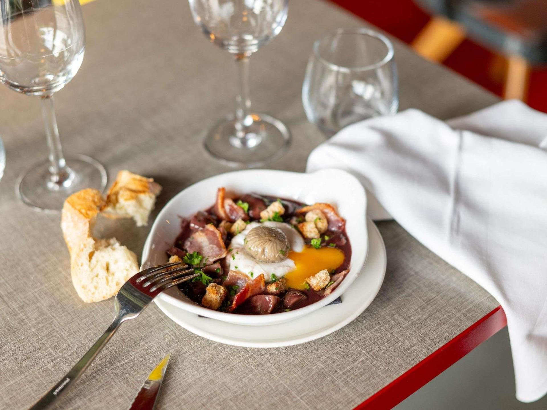 Restaurant/places to eat