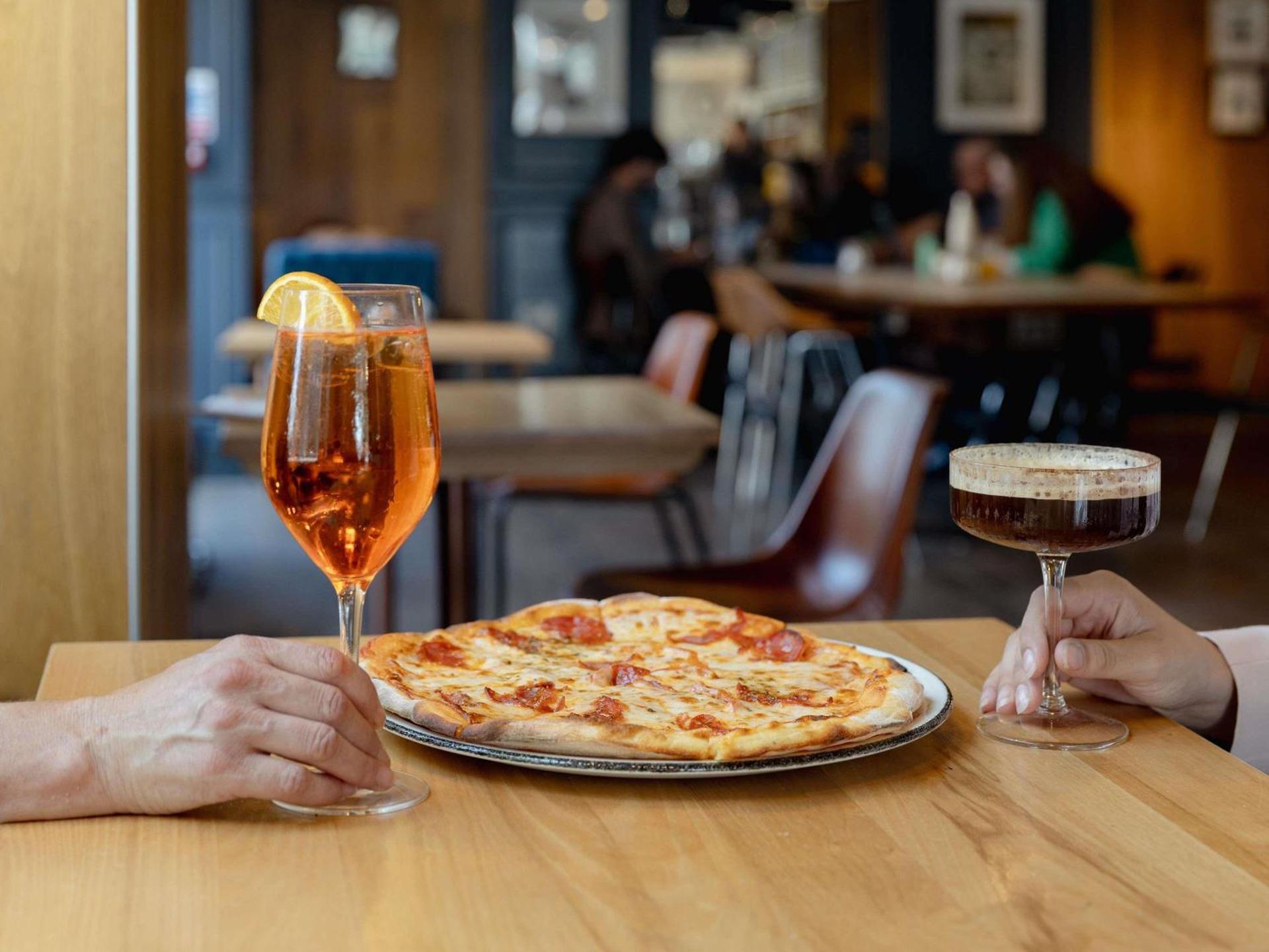 Restaurant/places to eat