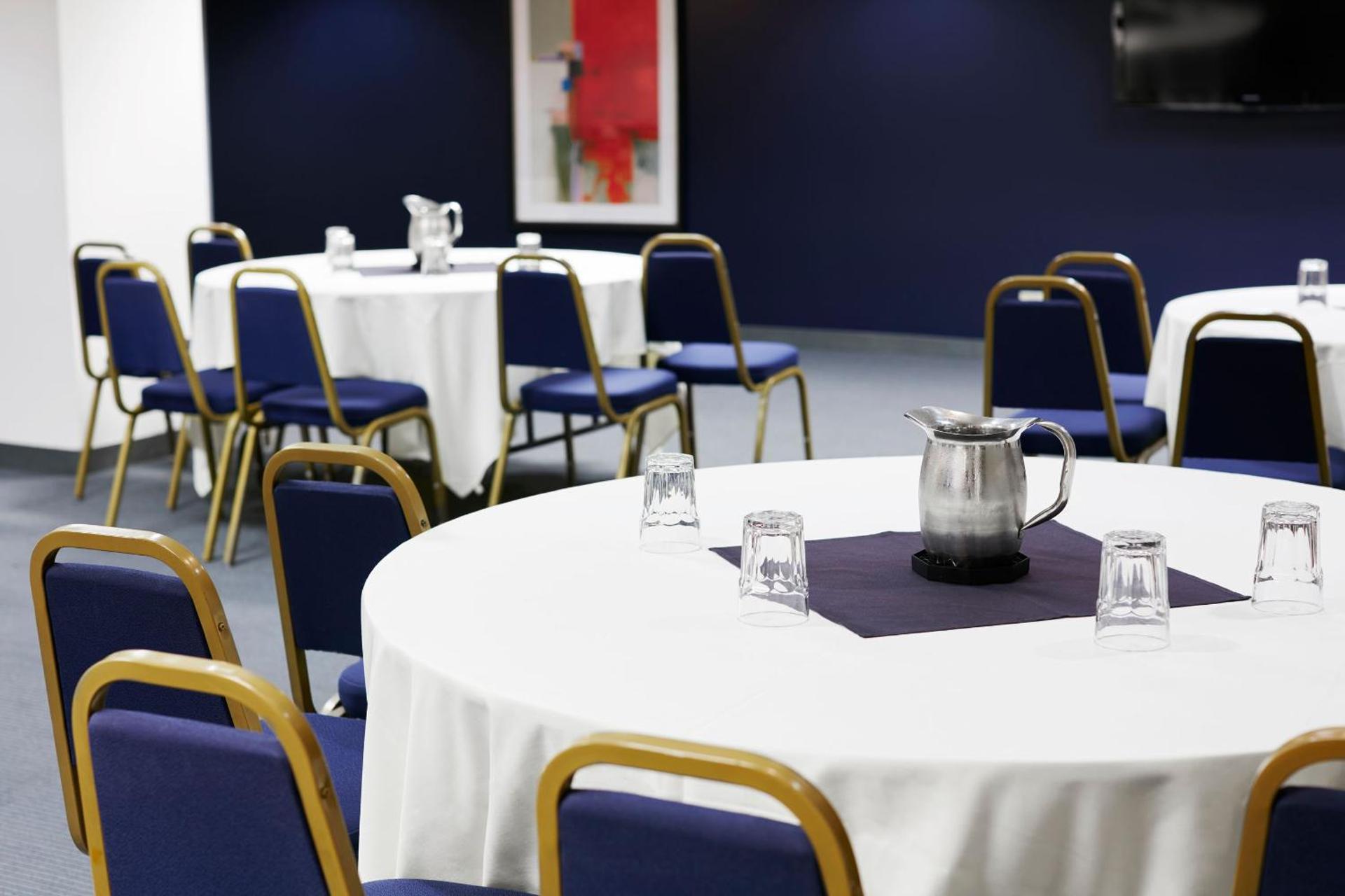 Meeting/conference room