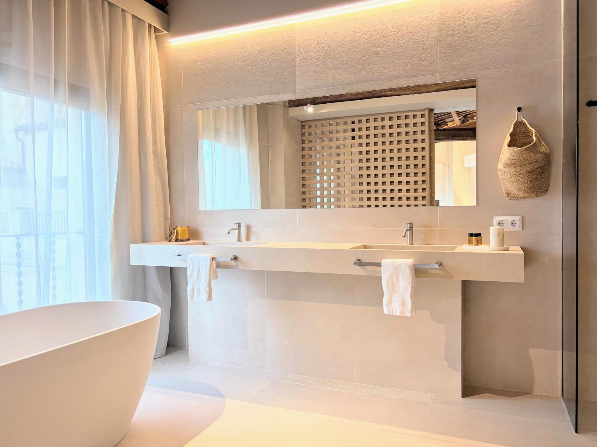 Les Clarisses Boutique Hotel