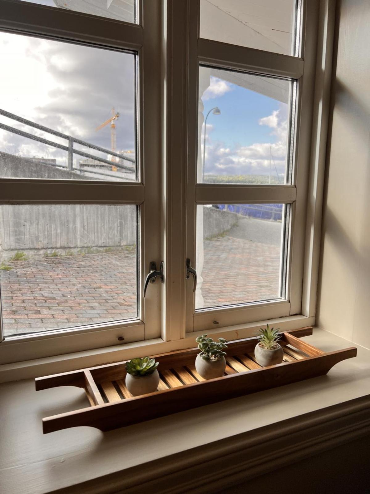 Bright & Central Seawalk Studio