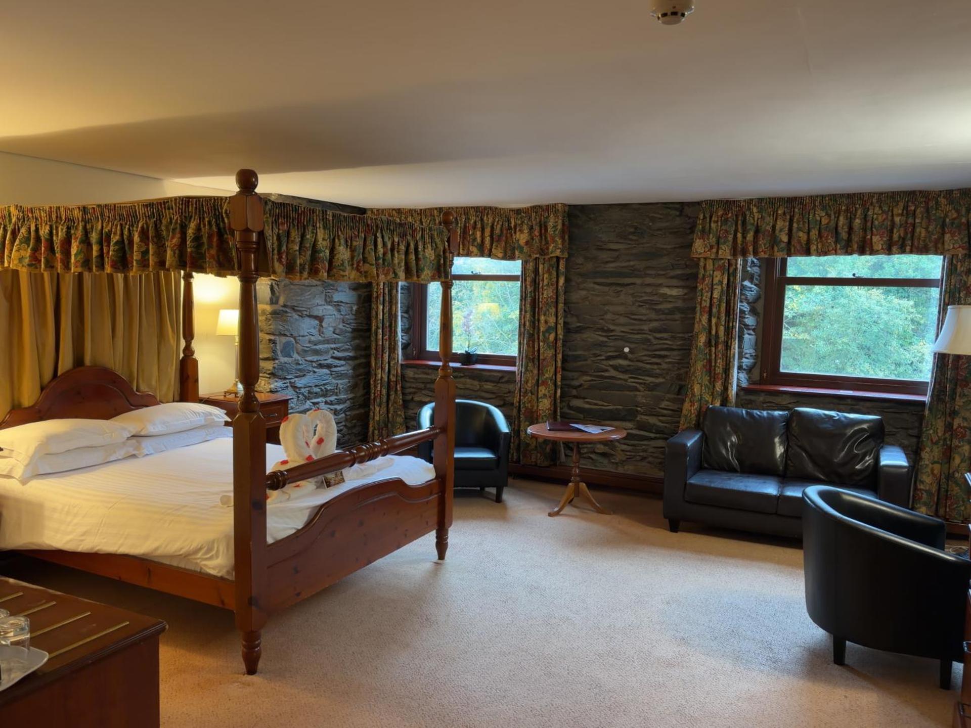 Whitewater Hotel & Spa