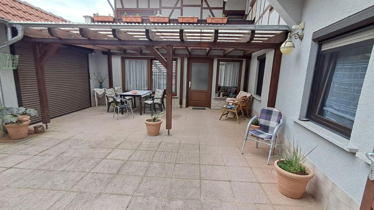 Ferienwohnungen Thon an der Schloßruine