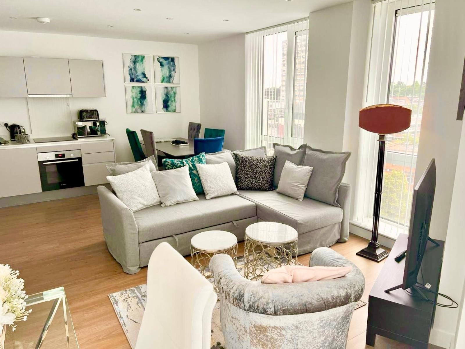 Urban Heaven with free parking