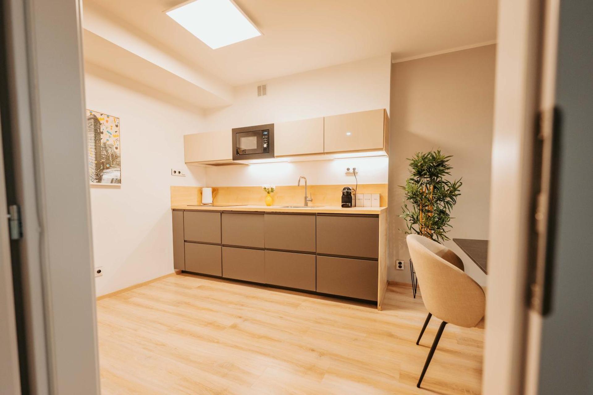 CityBeat Apartments, 400m from the square