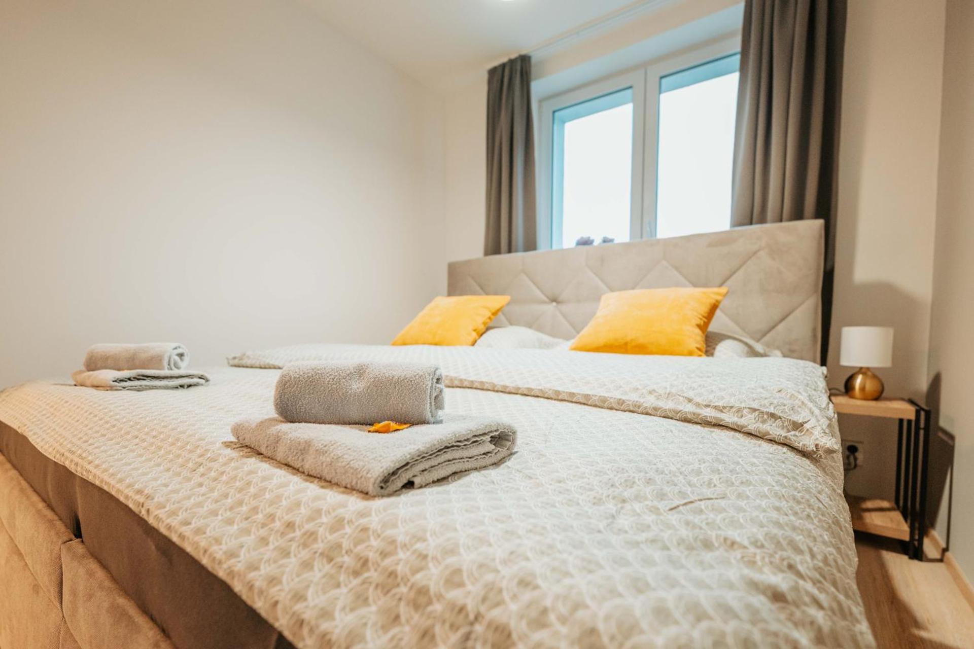 CityBeat Apartments, 400m from the square