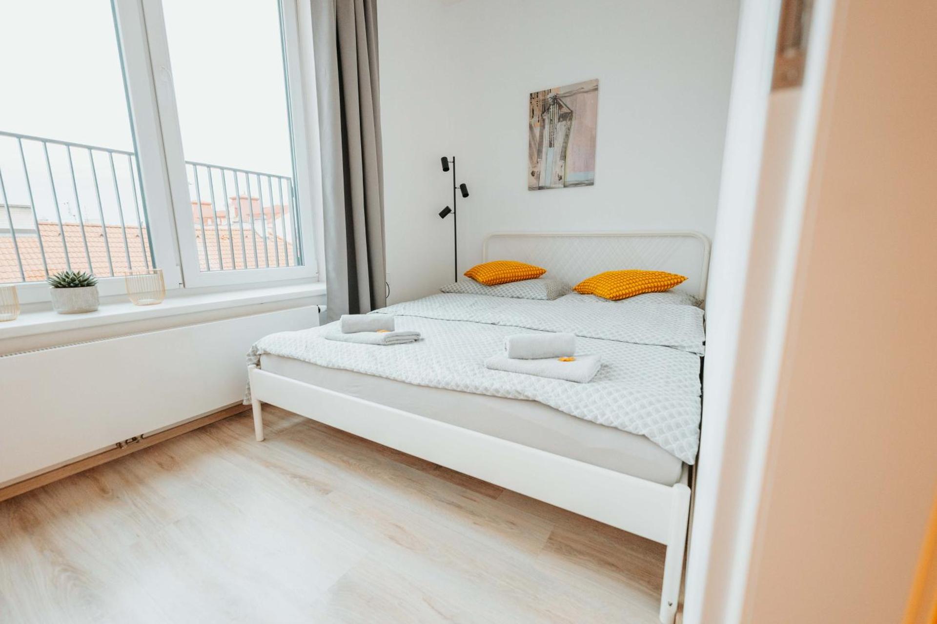 CityBeat Apartments, 400m from the square