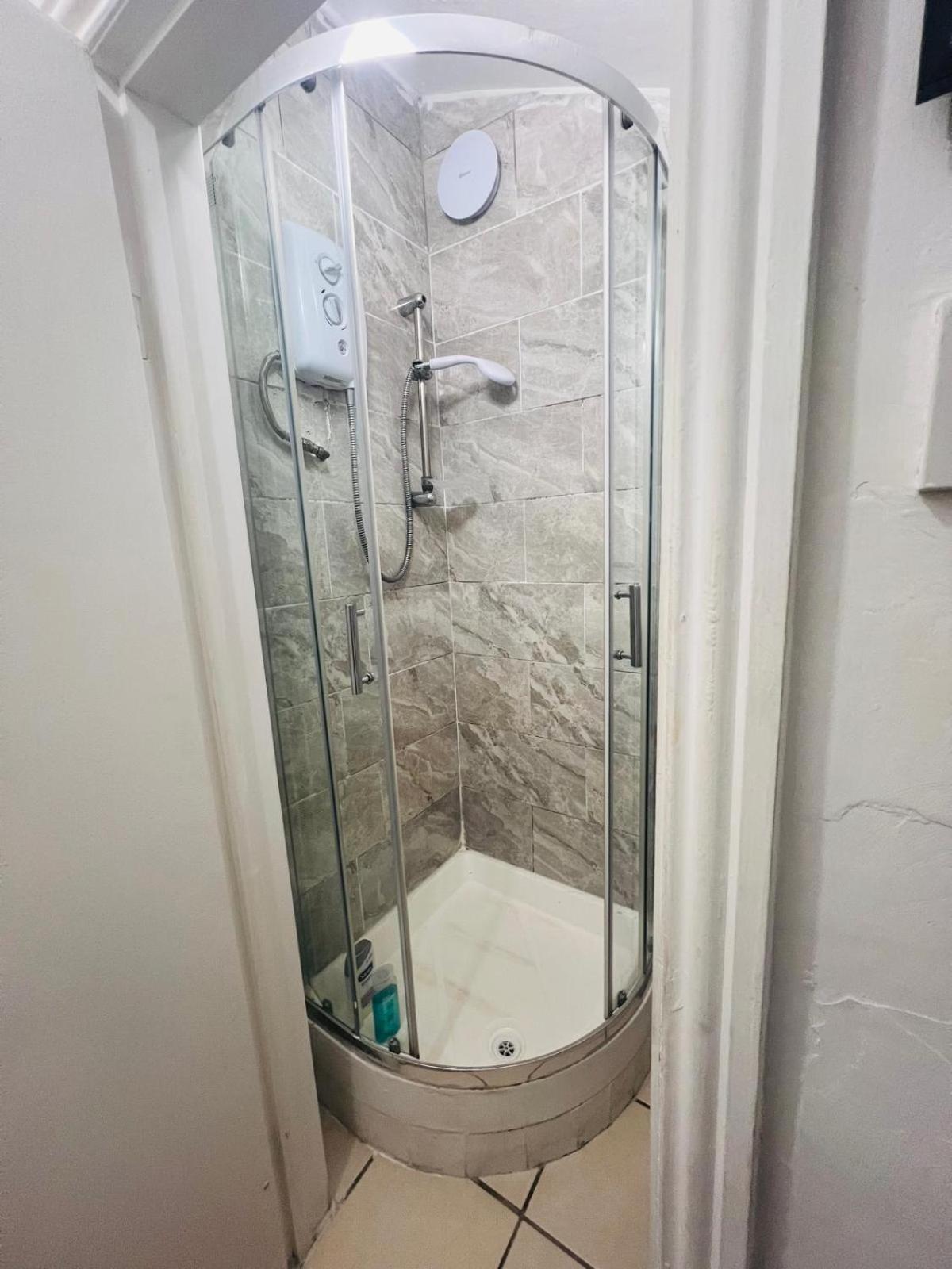 Comfy stay, Stockwell SW9