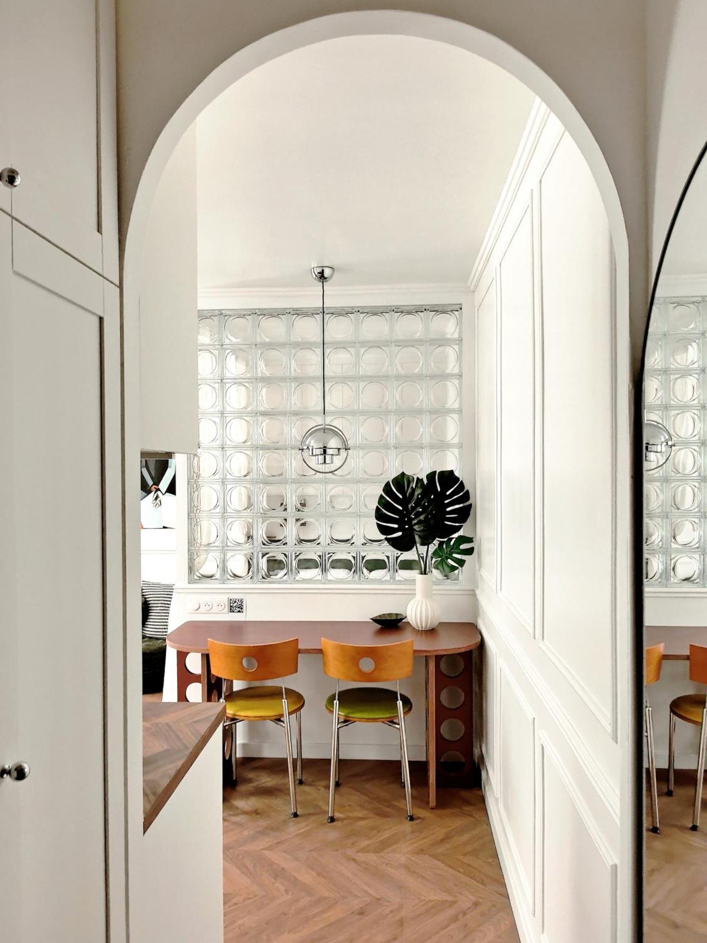 Eiffel Tower 6-Min Walk Charming Studio 3 sleeper