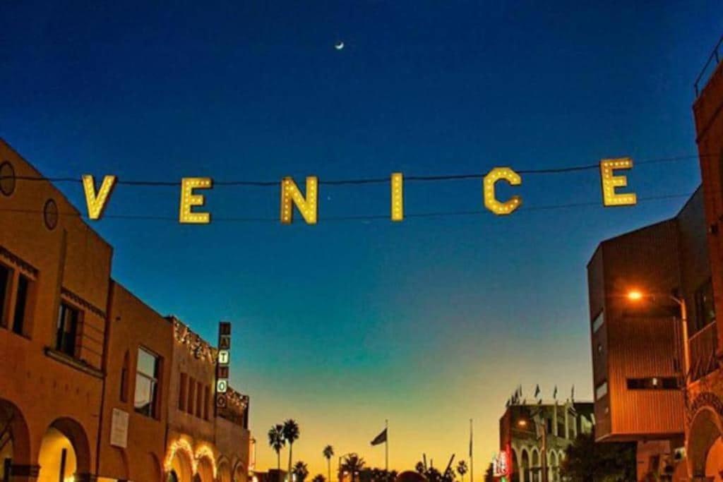 Sunny Studio in the Heart of Venice Beach - #6