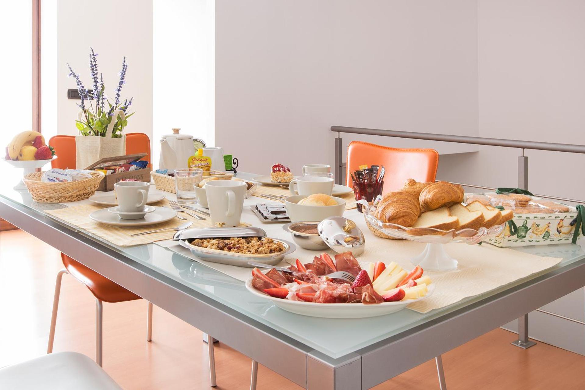 Buffet breakfast