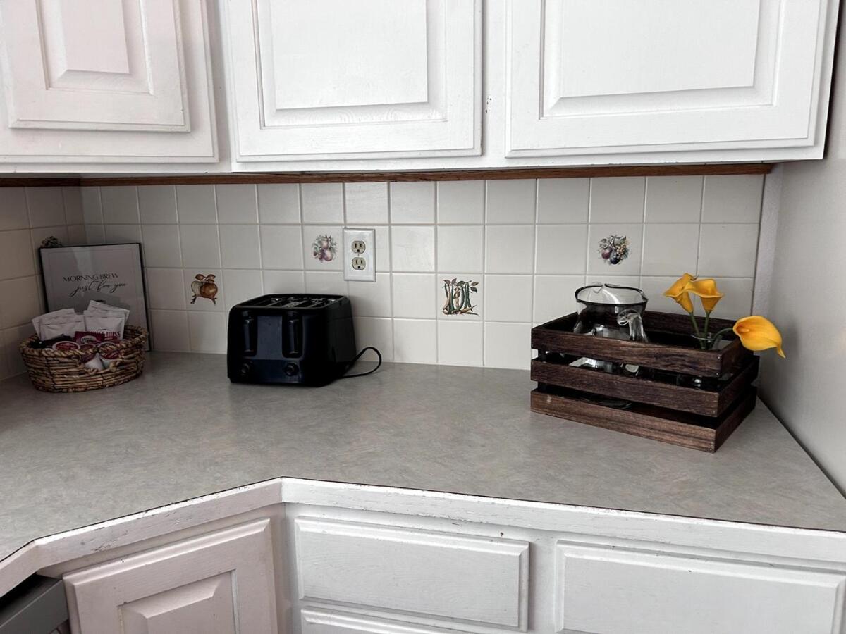 Sunny Days Room for All