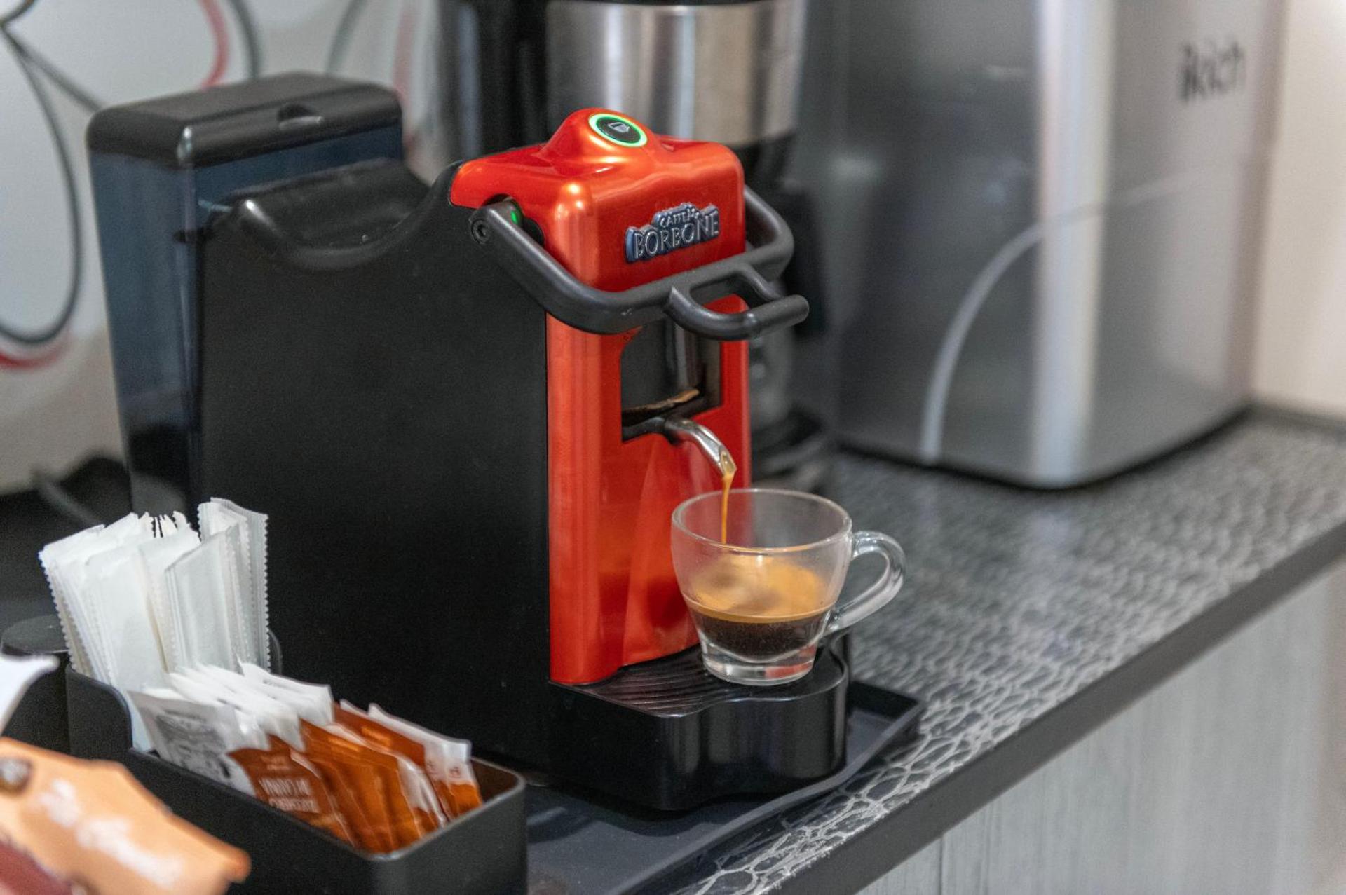 Coffee/tea facilities