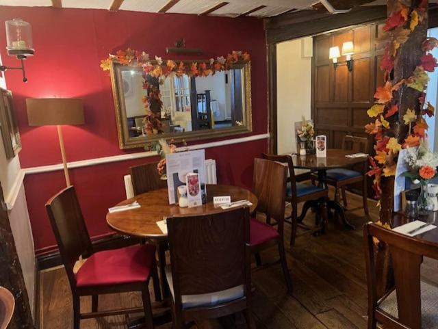 Restaurant/places to eat