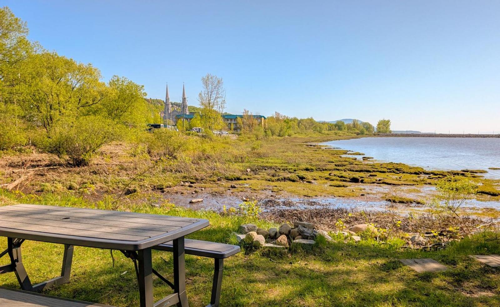 Studio 18 - 2 min du Bord de l'eau Foyer & Barbecue