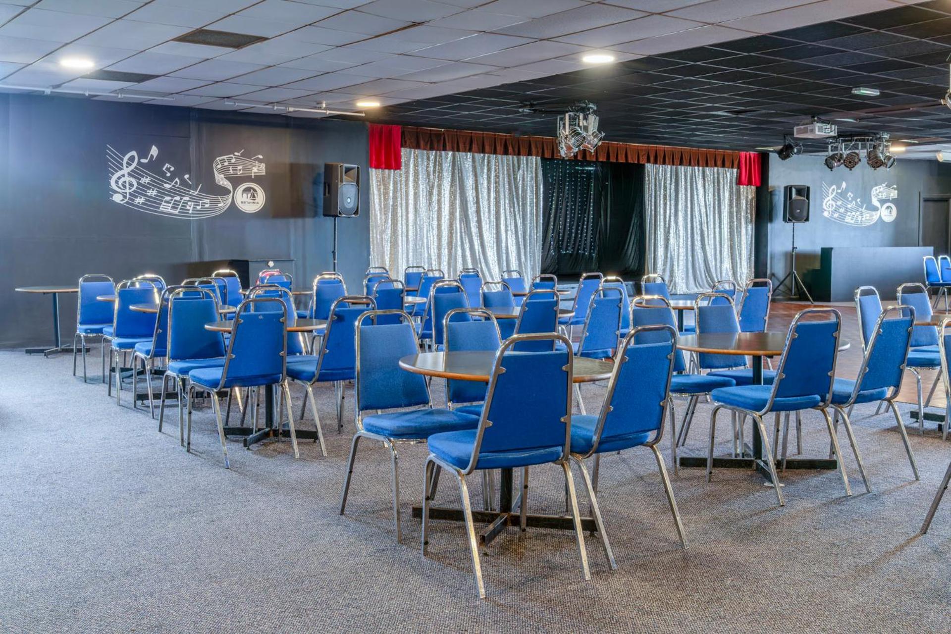 Meeting/conference room