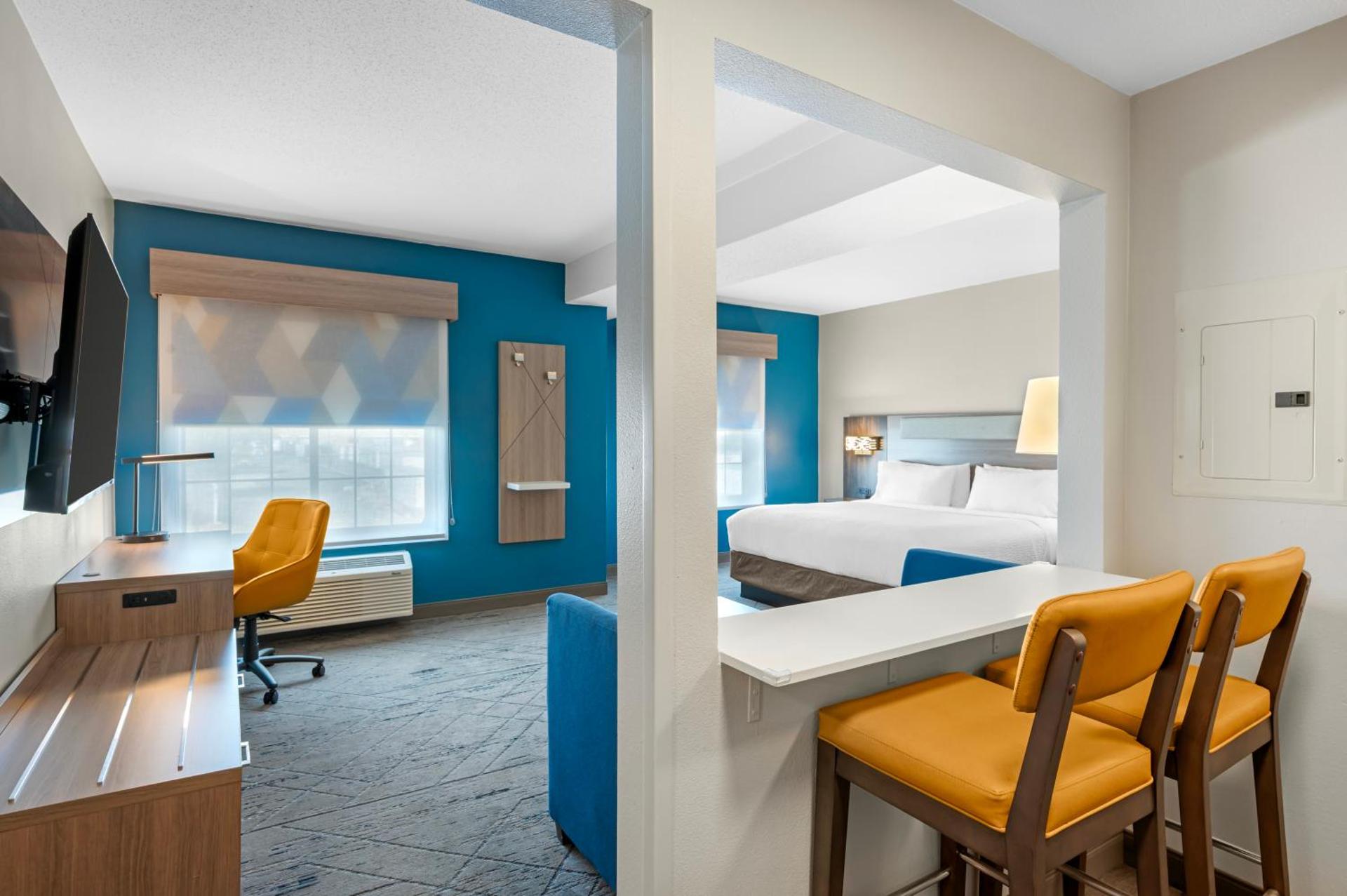 Holiday Inn Express & Suites Indianapolis - East by IHG