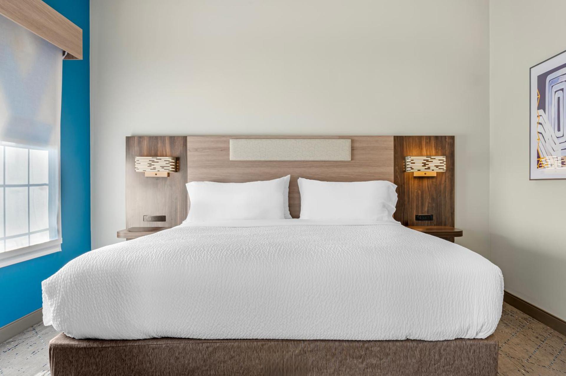 Holiday Inn Express & Suites Indianapolis - East by IHG