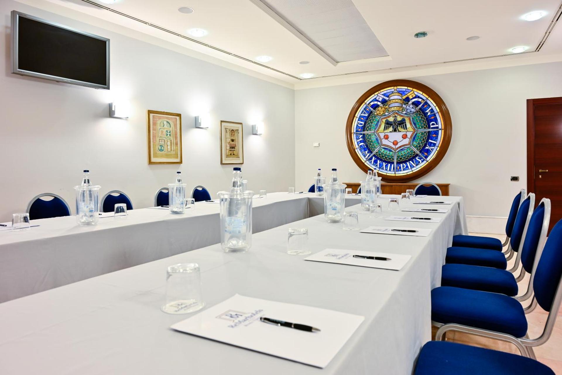 Meeting/conference room