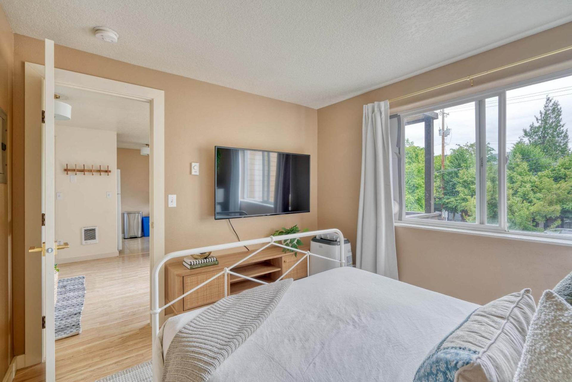 Stay Portland - Adorable Bright 1 Bed Near OHSU