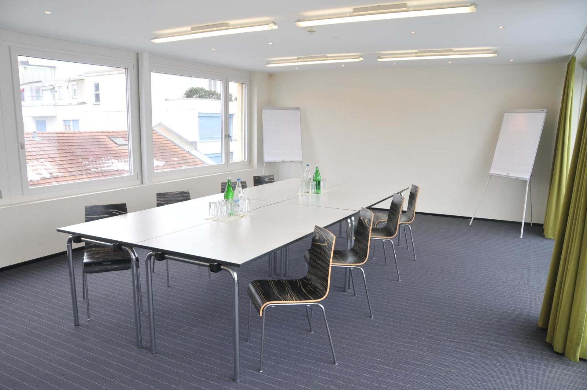 Meeting/conference room