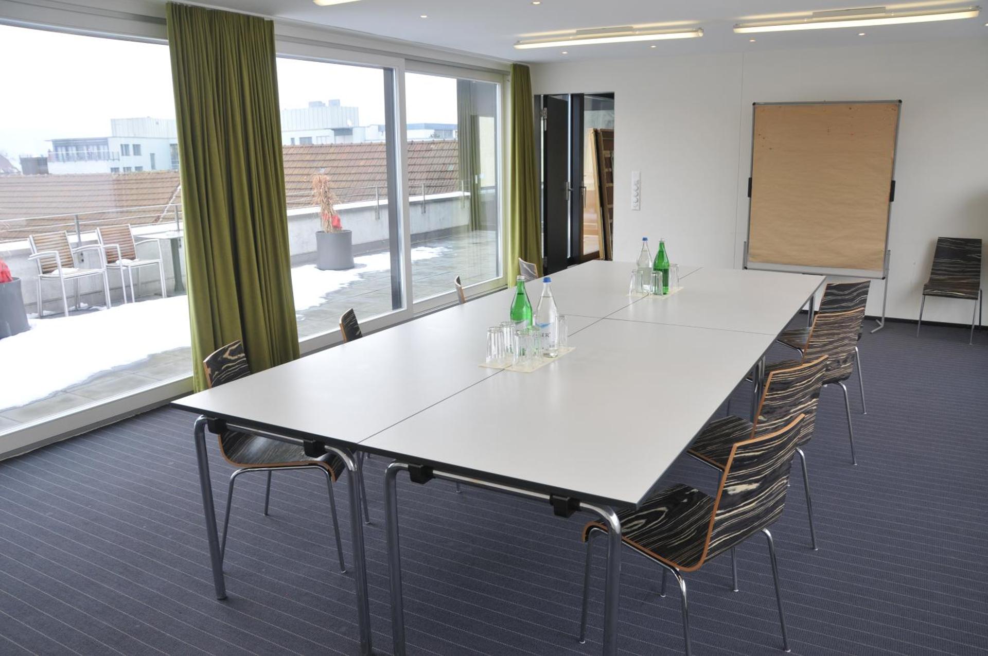 Meeting/conference room