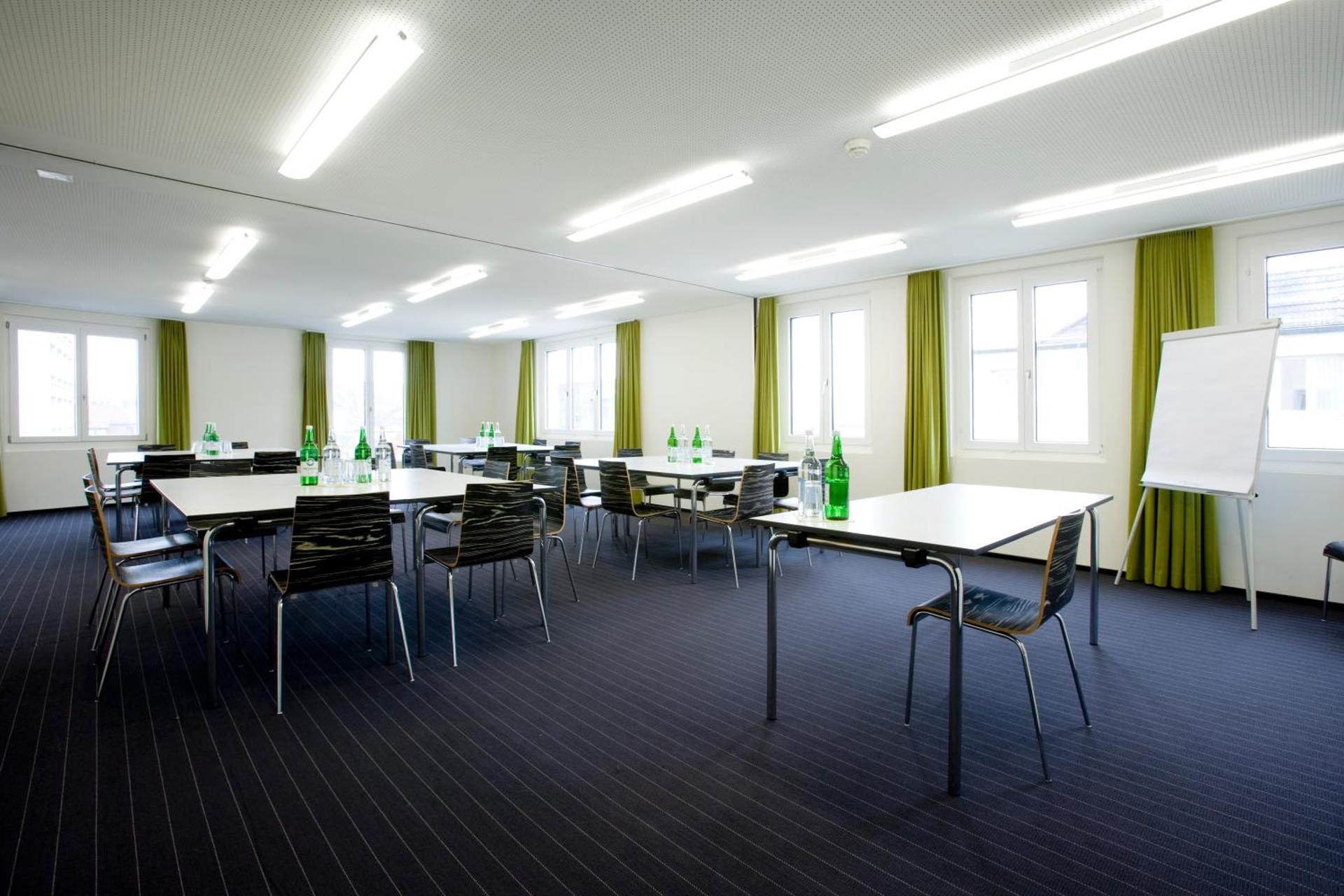 Meeting/conference room