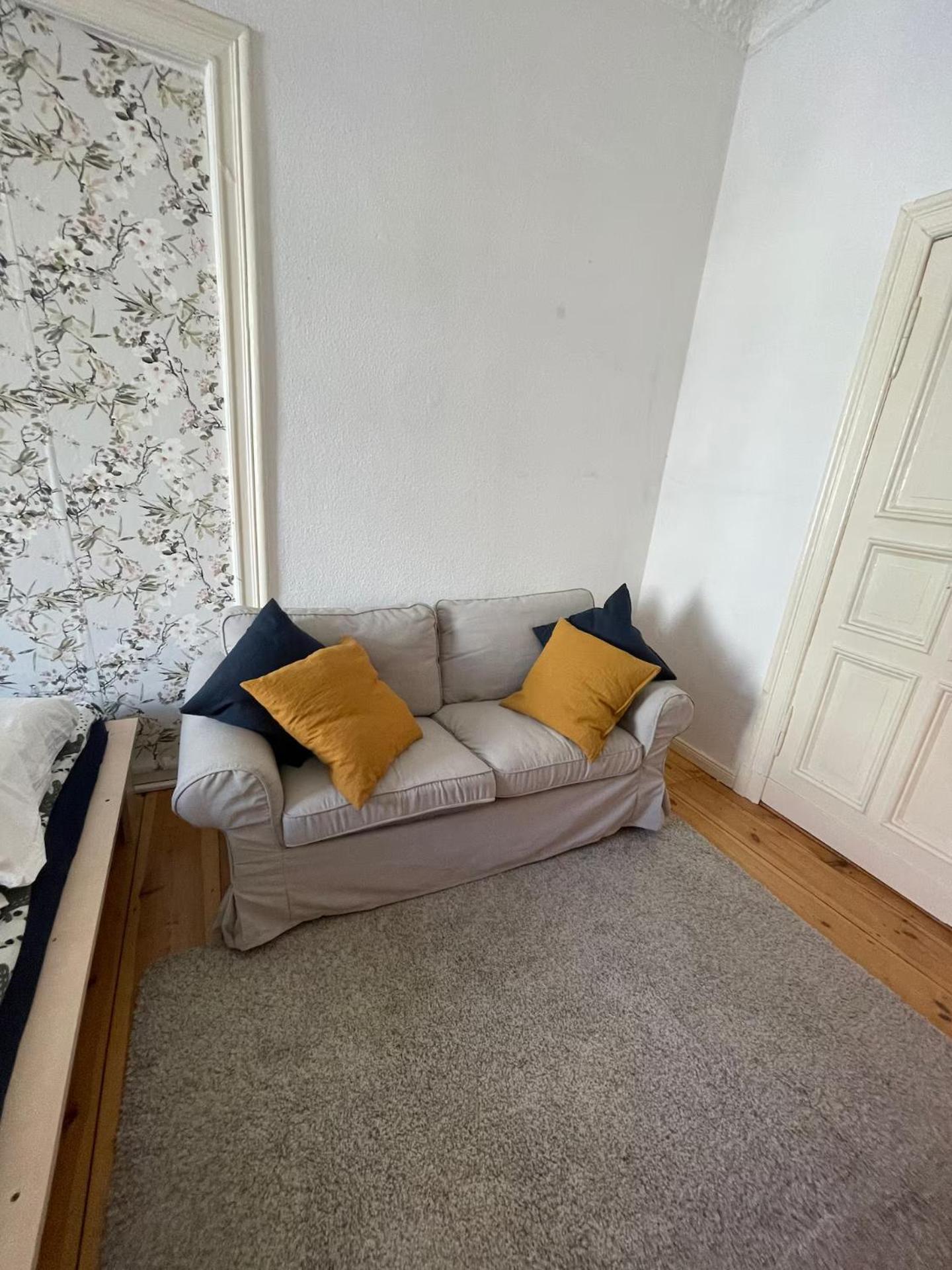 Cozy room with private balcony, center berlin