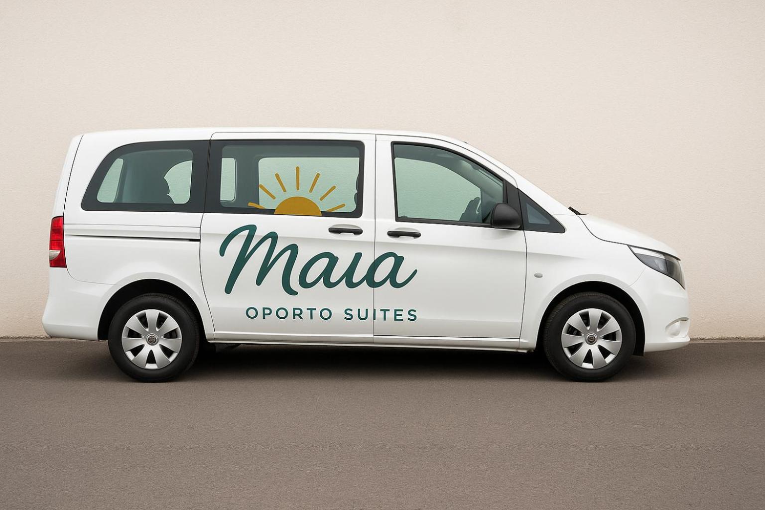 Maia Oporto Suites