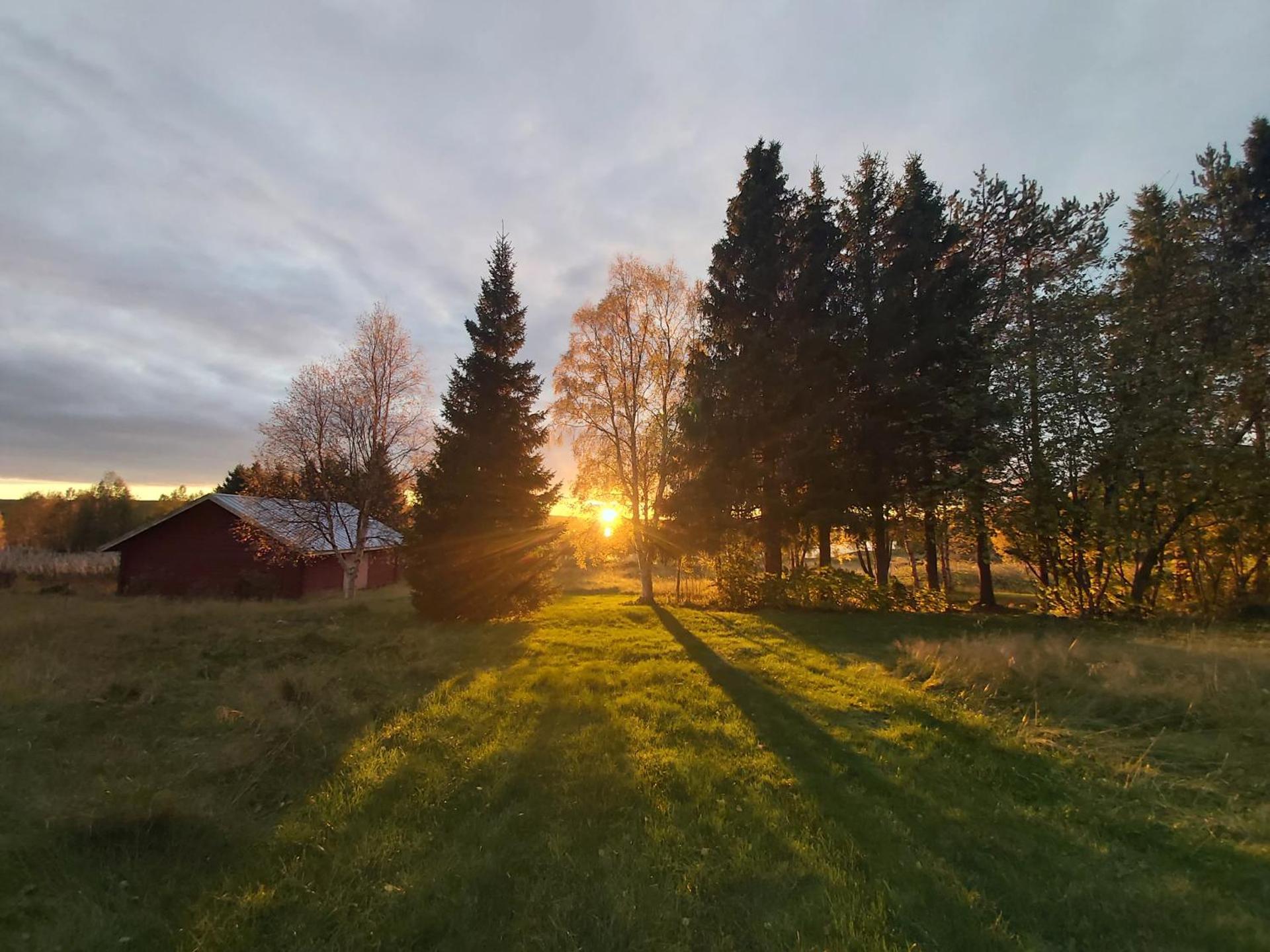 Rooms in a big wooden home, homestay