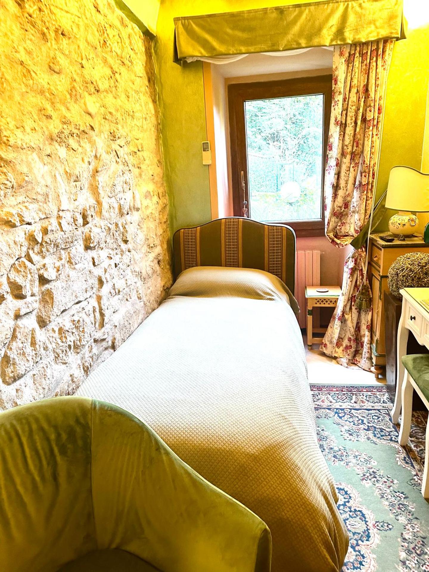 Elegante bilocale / Elegant Double Room