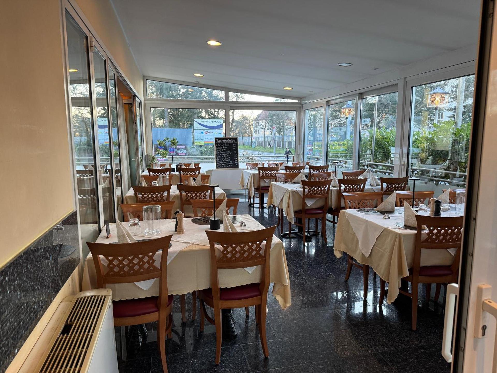 Hotel & Restaurant Garda