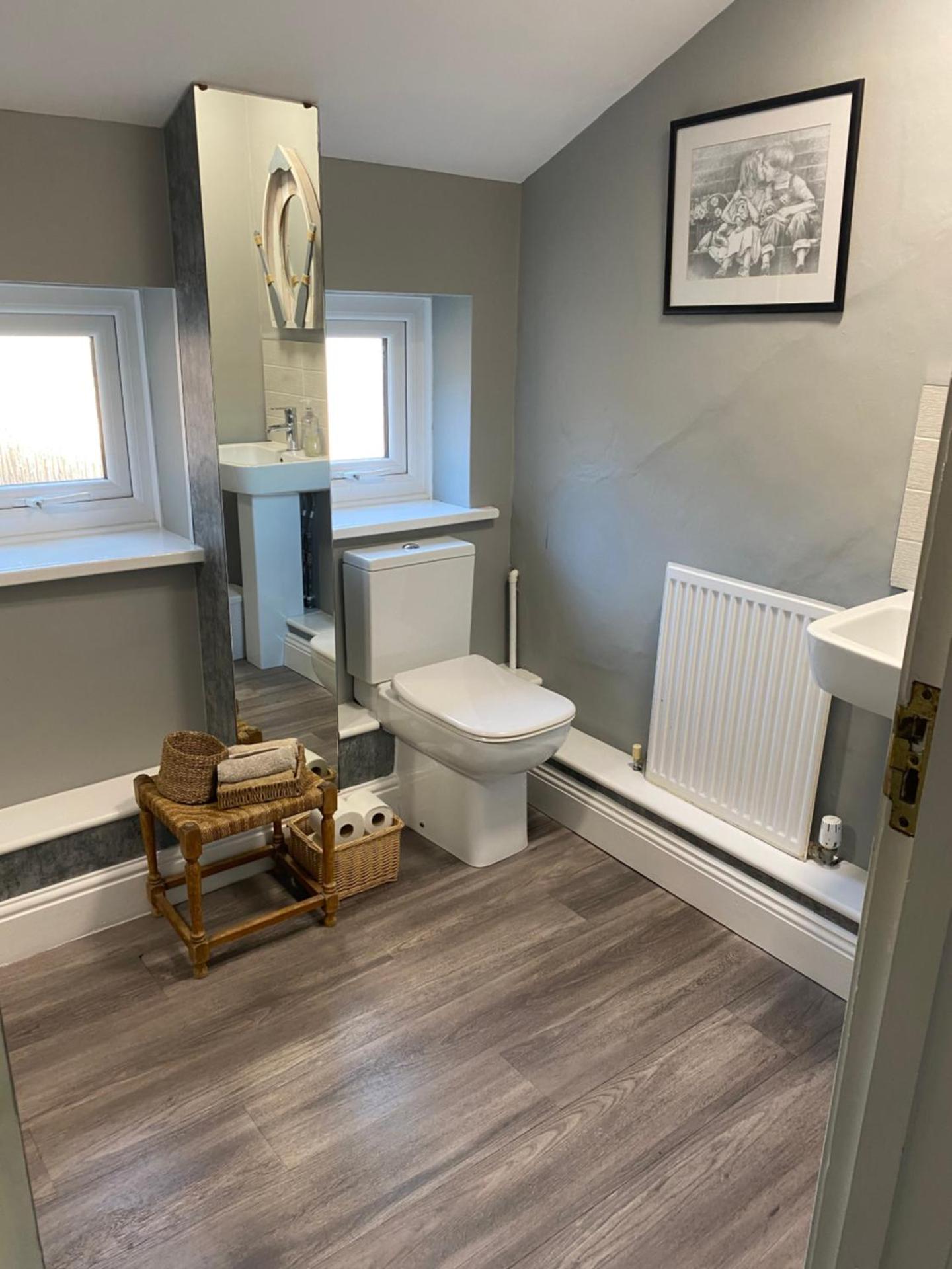 Kezbah 1, 22 the square centre of Dalston village